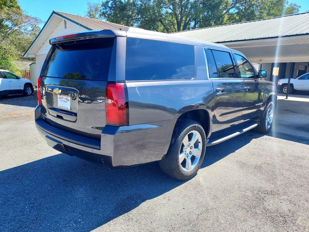 2018 Chevrolet Suburban - $14,400