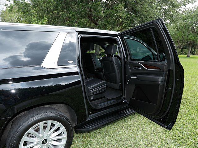 2023 Cadillac Escalade ESV  150k Mile Warrant photo