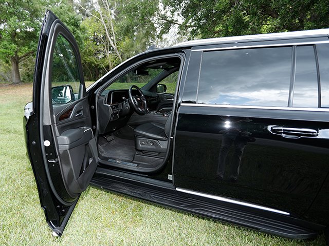 2023 Cadillac Escalade ESV  150k Mile Warrant photo