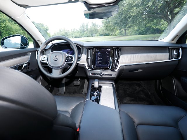 2024 Volvo S90 - $23,900