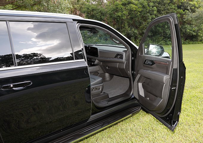 2025 Chevrolet Tahoe - $58,900