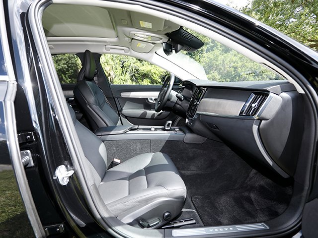2023 Volvo XC90 - $21,900