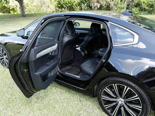 2023 Volvo XC90 - $22,900