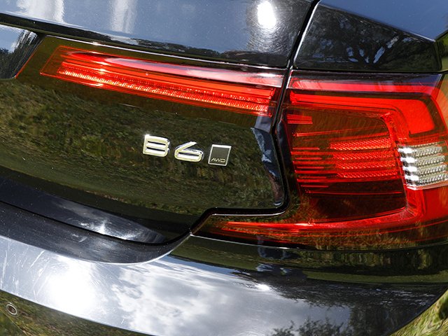 2023 Volvo XC90 - $22,900