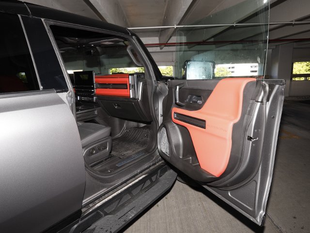 2026 GMC Hummer Ev Suv - $99,900