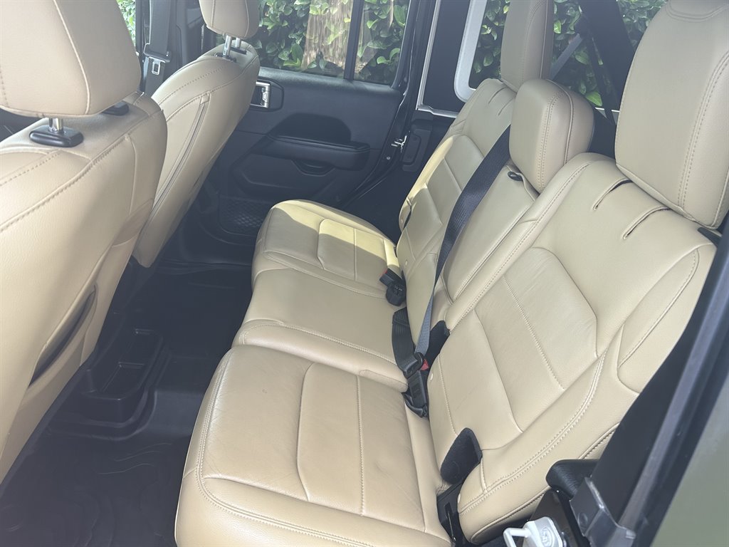 2018 Jeep All-New Wrangler Unlimited Sahara photo