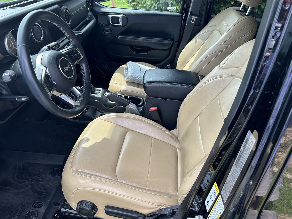 2018 Jeep All-New Wrangler Unlimited Sahara photo