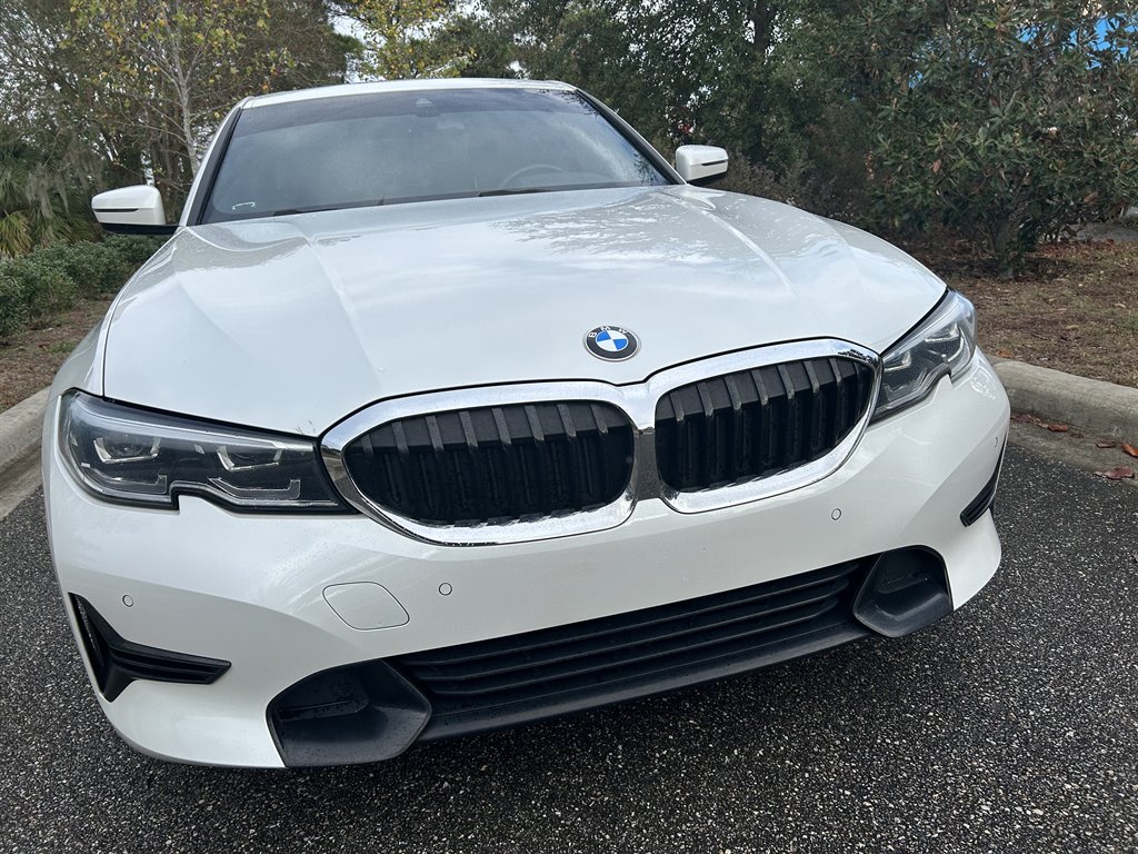 2021 BMW 3-Series 330i photo