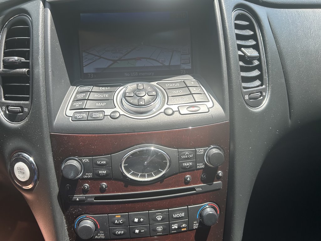 2015 Infiniti QX50 Journey photo