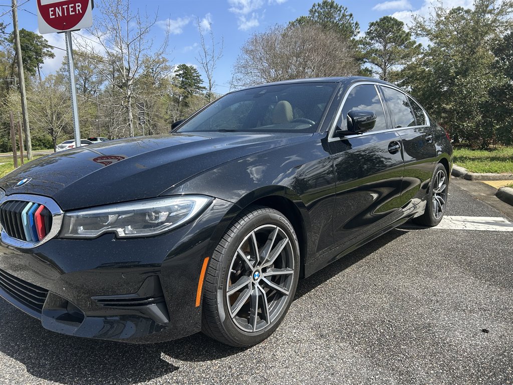2021 BMW 3-Series 330xi photo