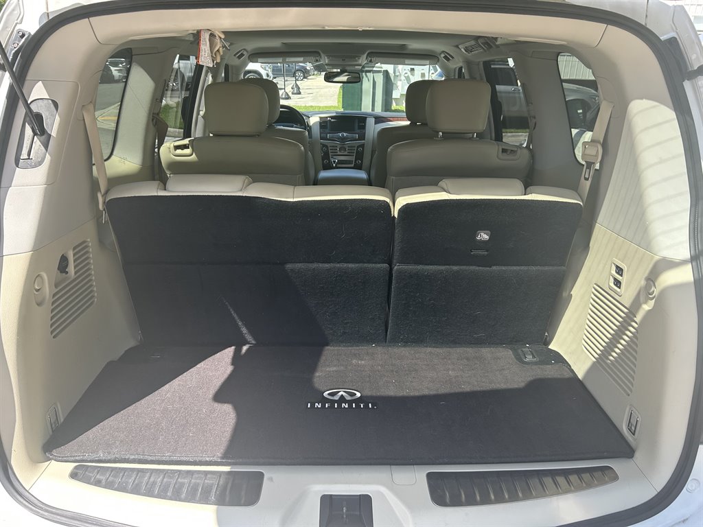 2019 Infiniti QX80 Luxury photo