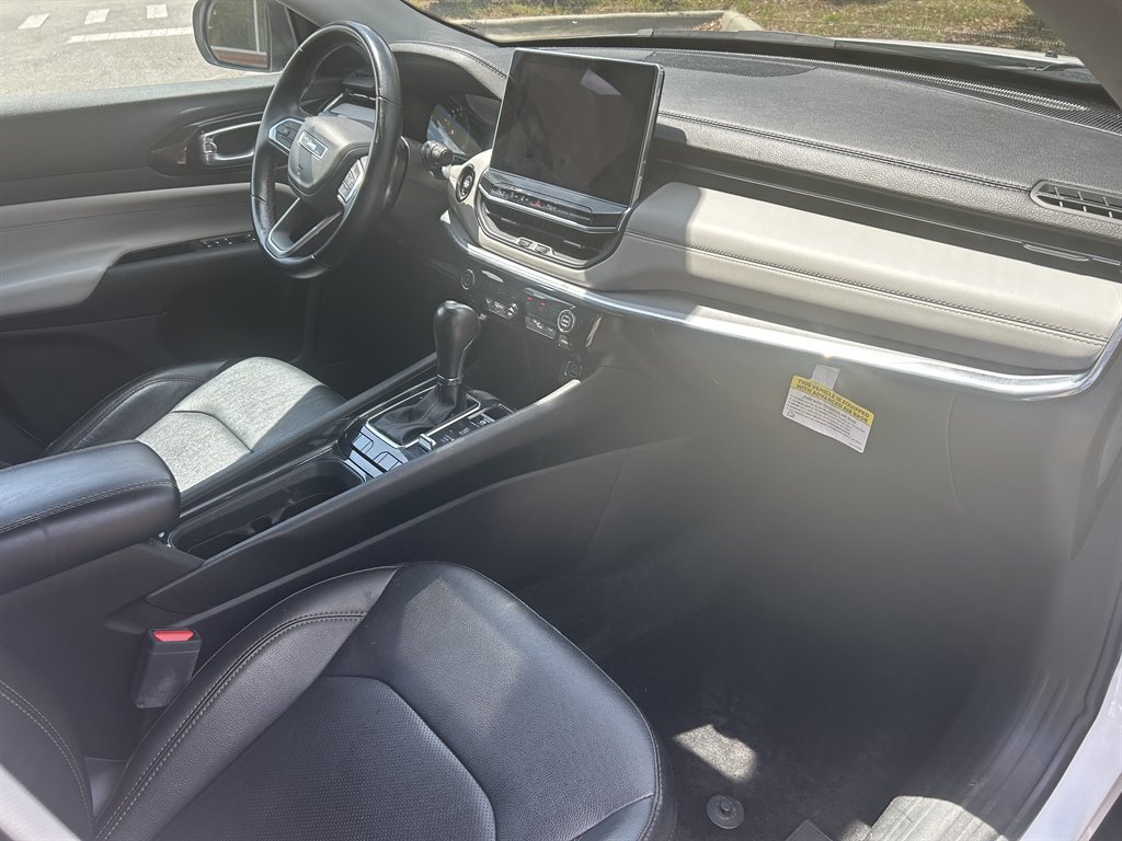 2022 Jeep Compass - $20,890