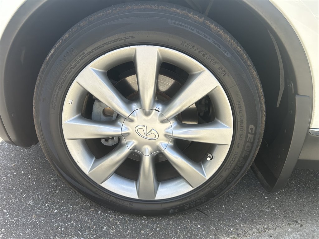 2017 Nissan Rogue - $15,890