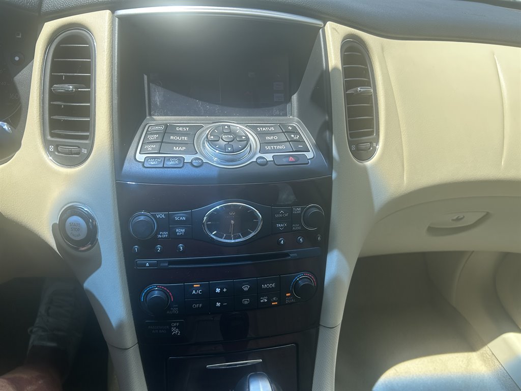 2017 Nissan Rogue - $15,890