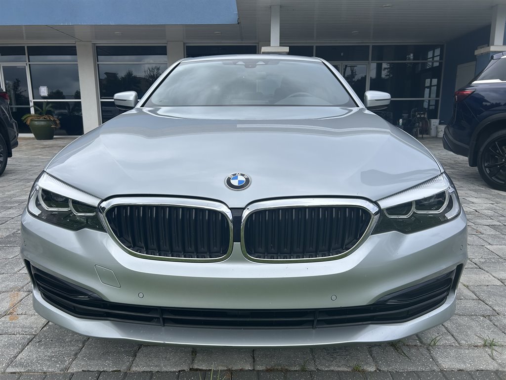 2019 BMW 530i - $21,890