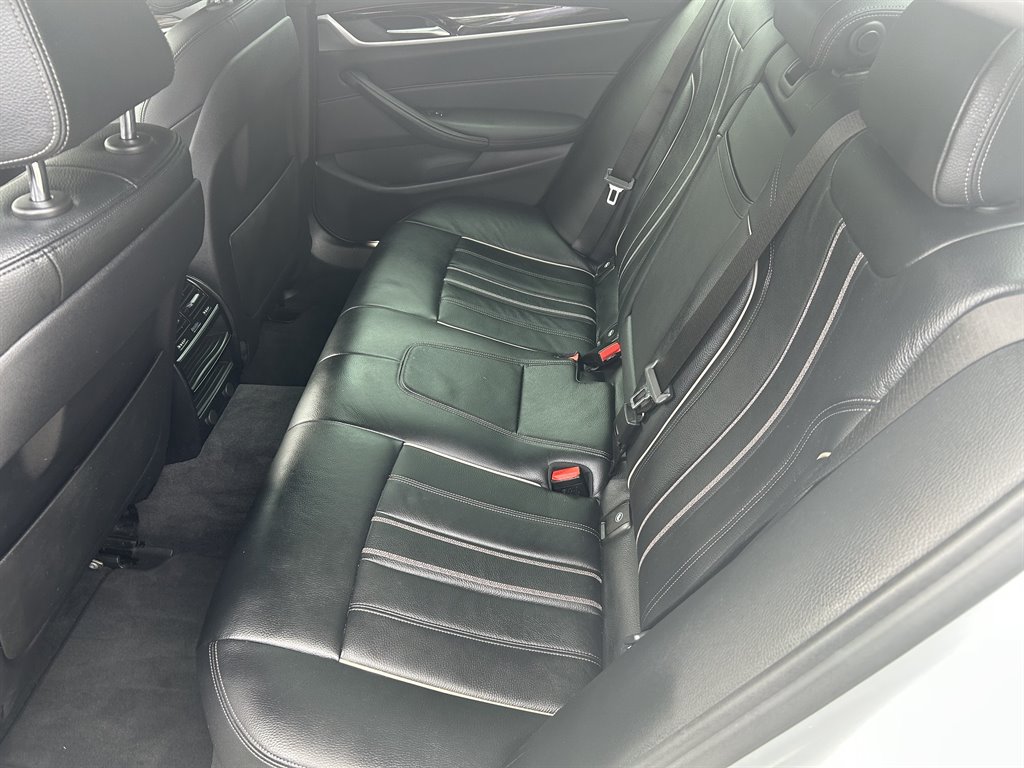 2019 BMW 530i - $21,890