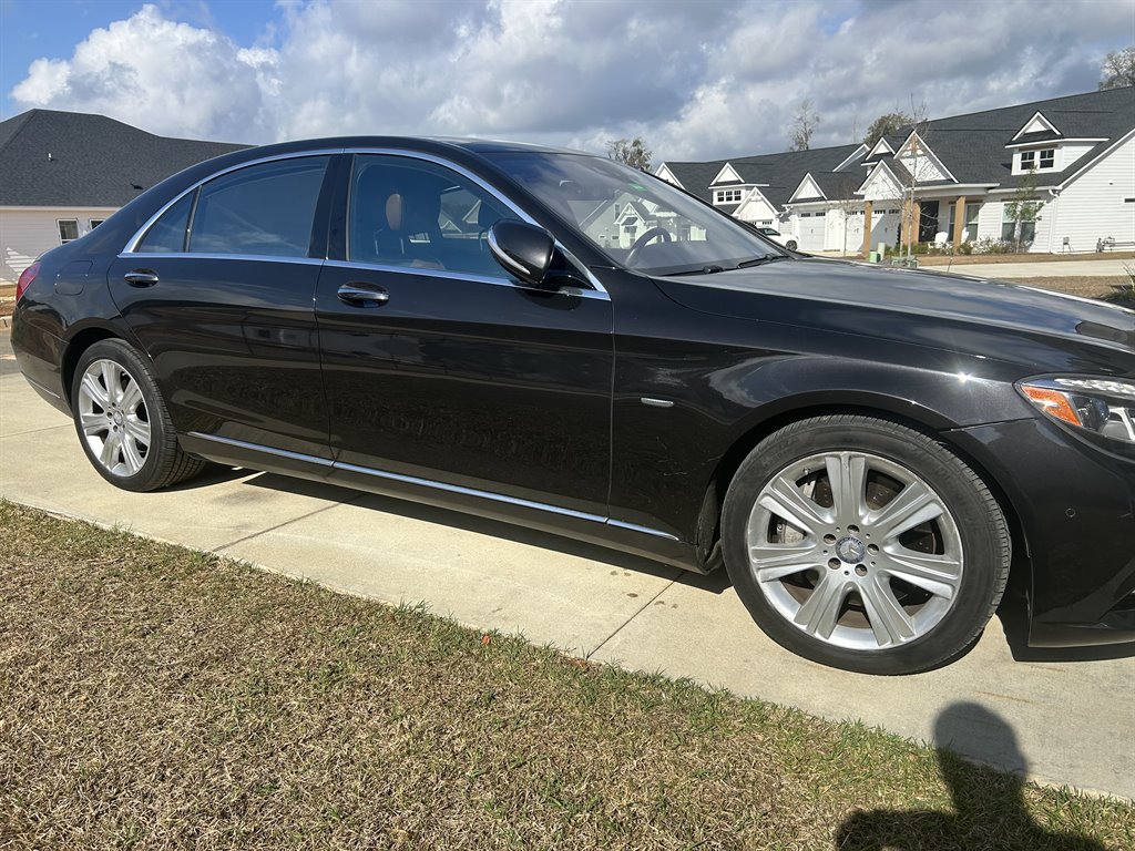 2014 Mercedes-Benz S-class - $20,890