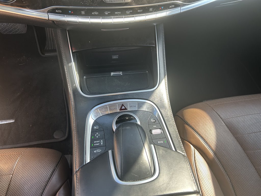 2014 Mercedes-Benz S-class - $20,890