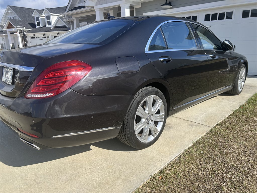 2014 Mercedes-Benz S-class - $20,890