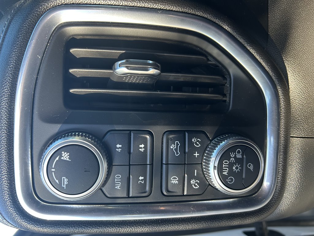 2019 GMC Sierra 1500 - $32,890
