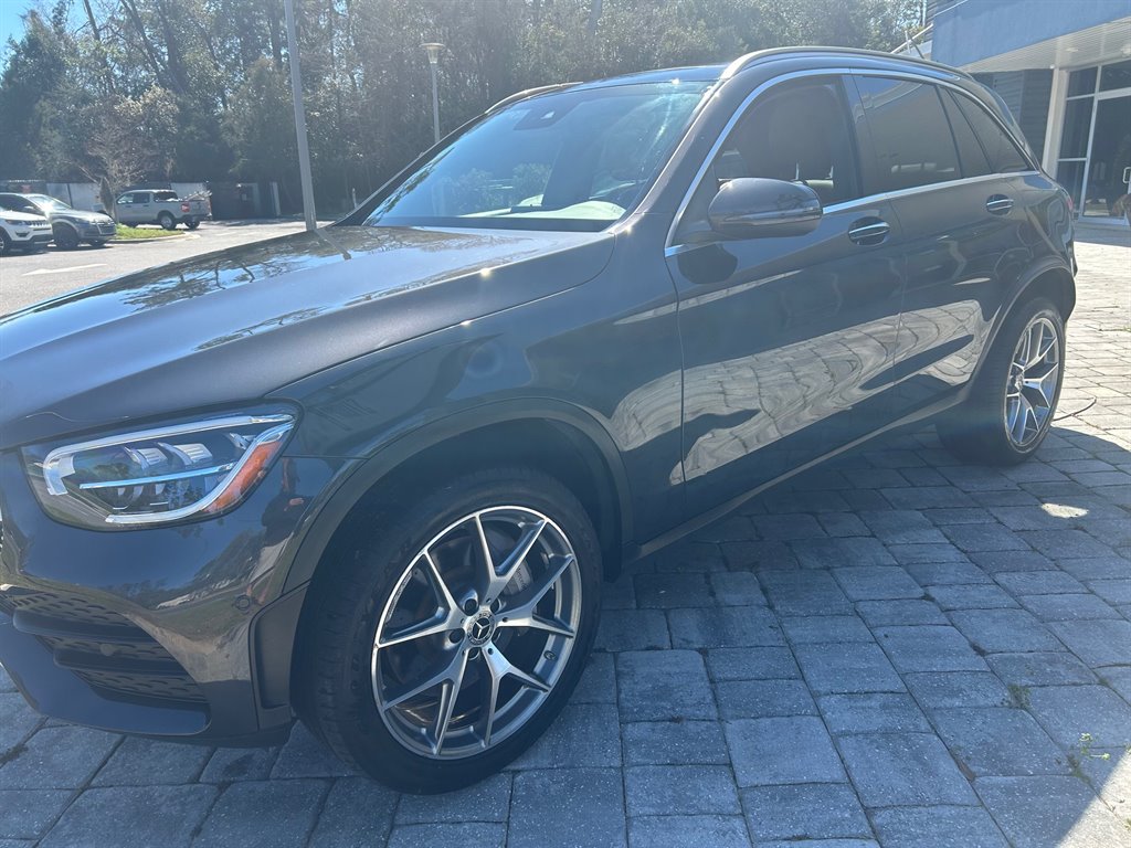 2022 Mercedes-Benz GLC - $26,890