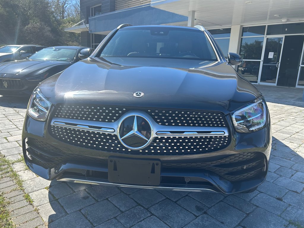 2022 Mercedes-Benz GLC - $26,890