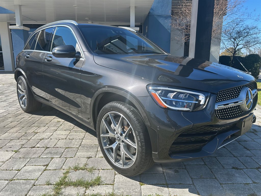 2022 Mercedes-Benz GLC - $26,890