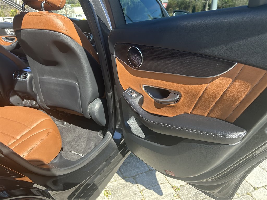 2022 Mercedes-Benz GLC - $26,890