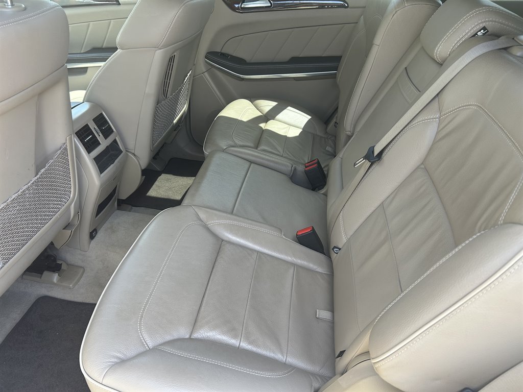 2014 Mercedes-Benz GL-Class - $13,890
