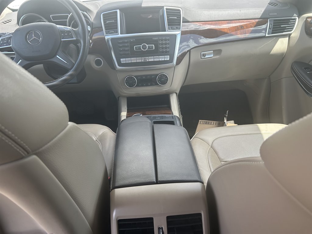 2014 Mercedes-Benz GL-Class - $13,890