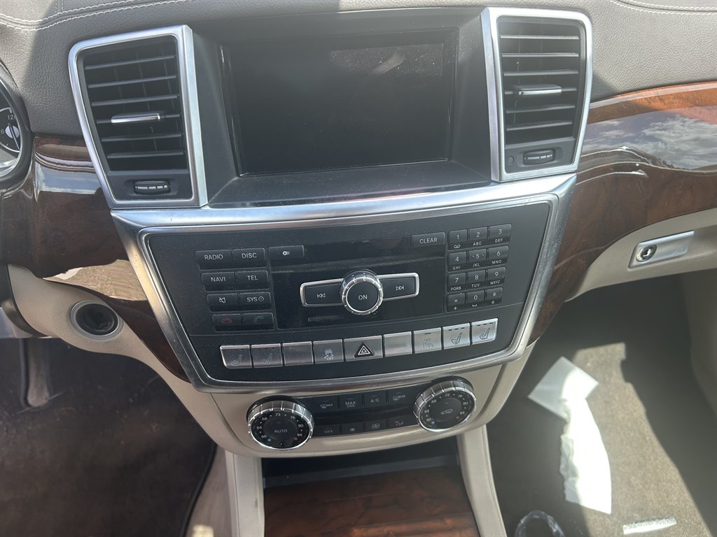 2014 Mercedes-Benz GL-Class - $13,890