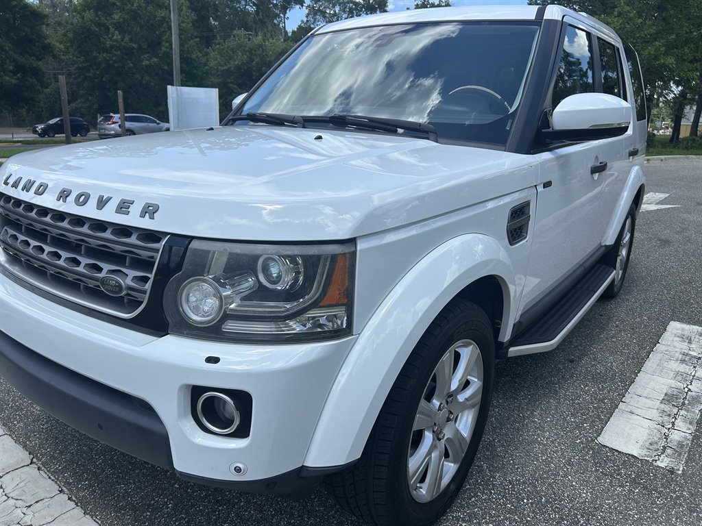 2016 Land Rover LR4 - $12,890