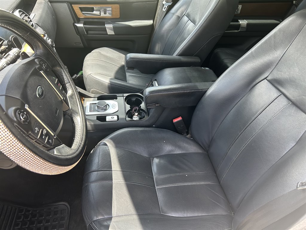 2016 Land Rover LR4 - $12,890