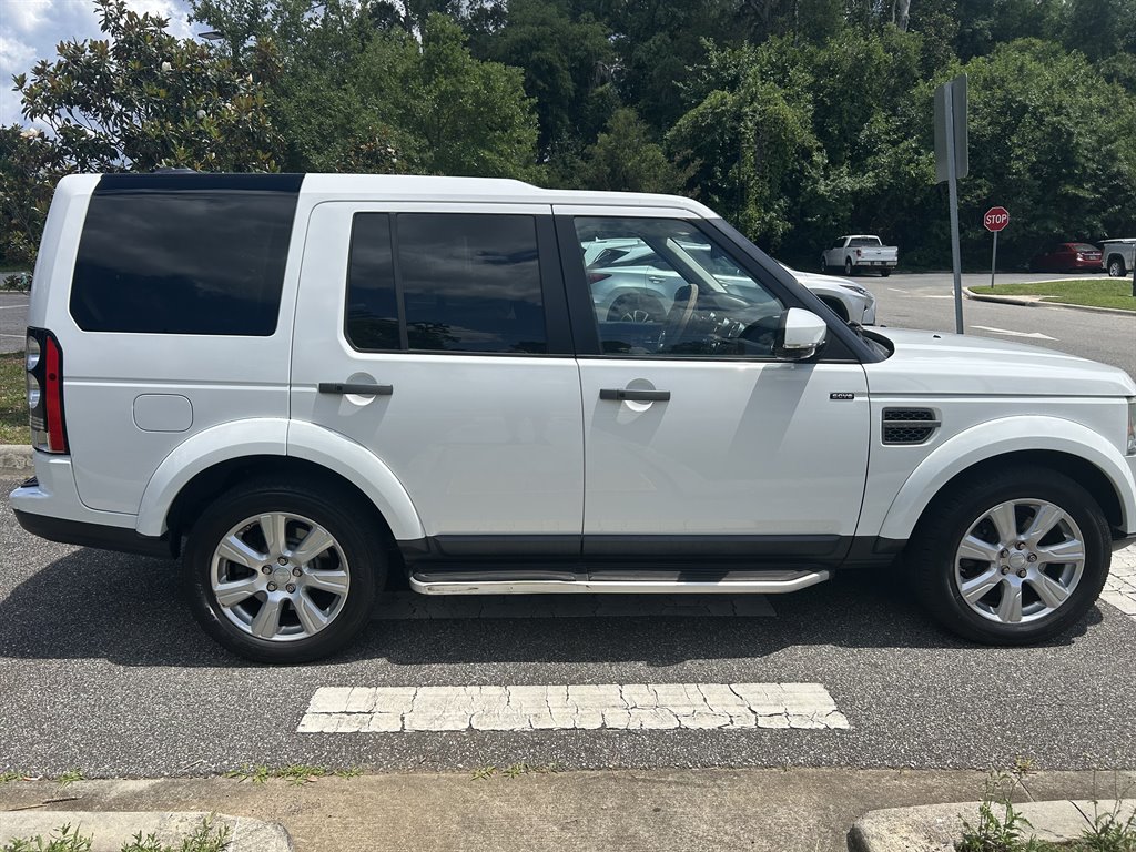 2016 Land Rover LR4 - $12,890