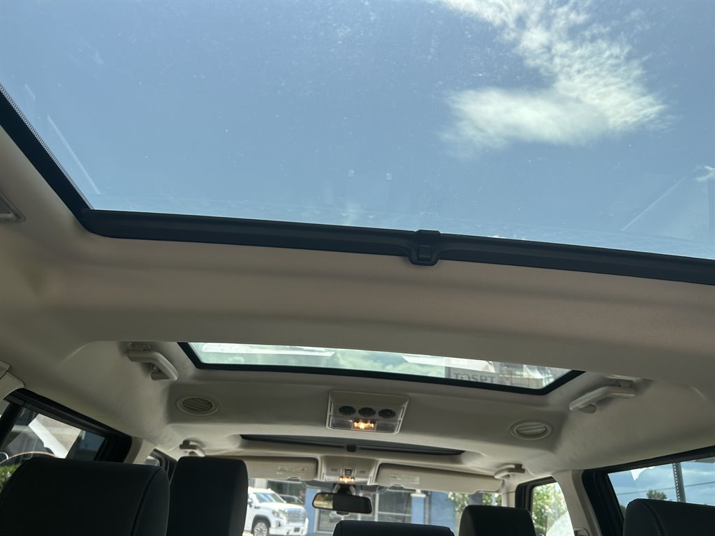 2016 Land Rover LR4 - $12,890