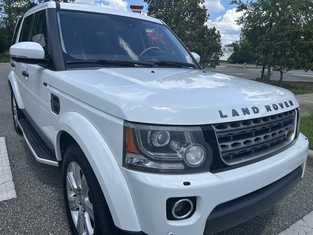 2016 Land Rover LR4 - $12,890