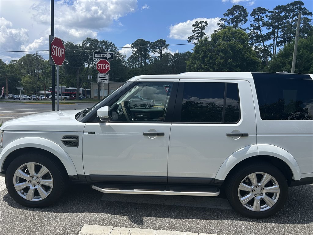 2016 Land Rover LR4 - $12,890