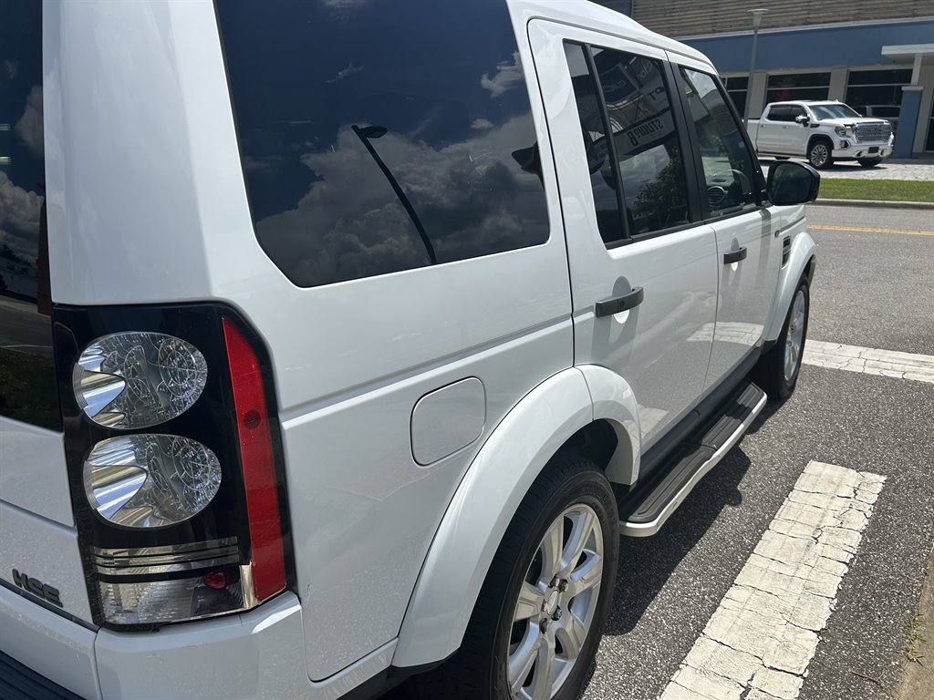 2016 Land Rover LR4 - $12,890