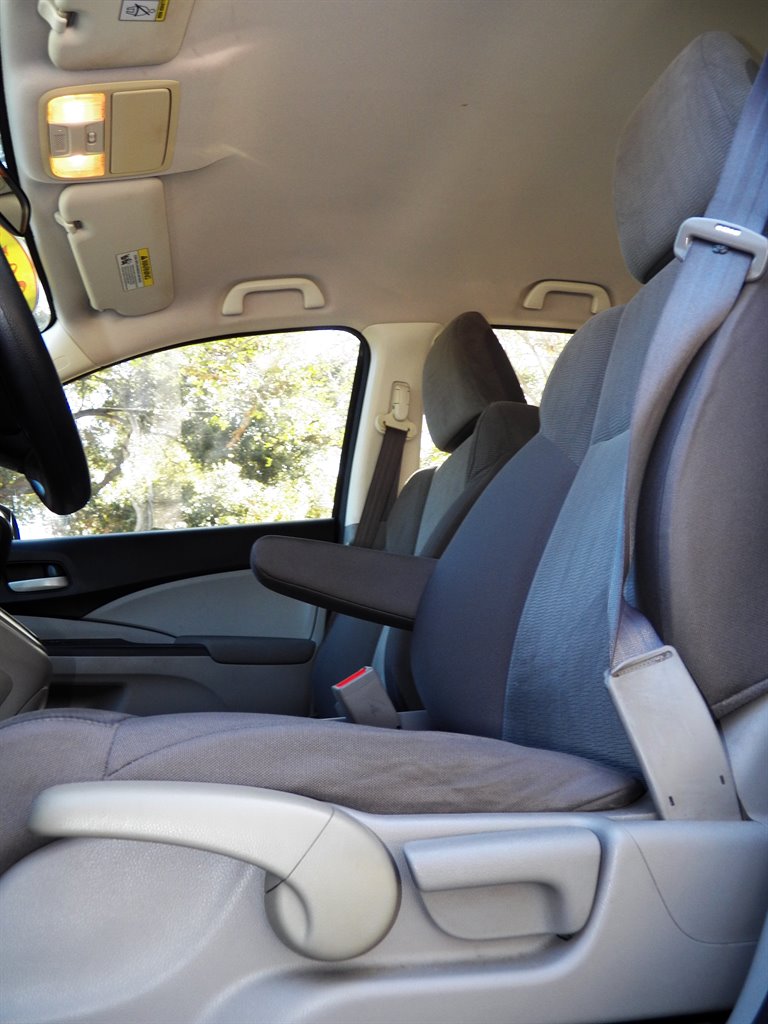 2013 Honda CR-V - $8,900