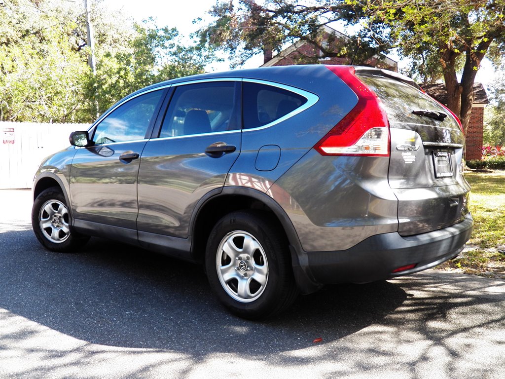 2013 Honda CR-V - $8,900