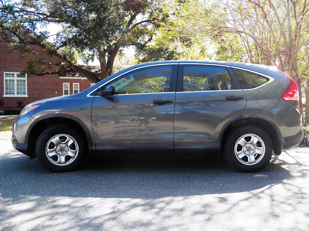 2013 Honda CR-V - $8,900