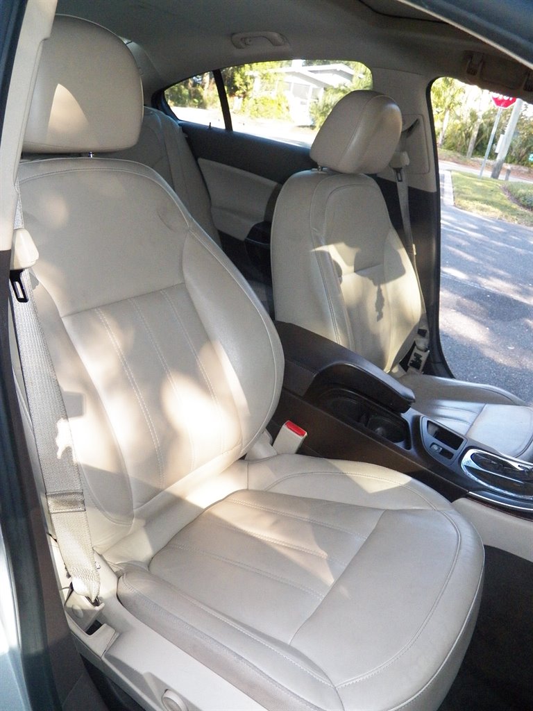 2012 Buick Regal Premium 1 photo