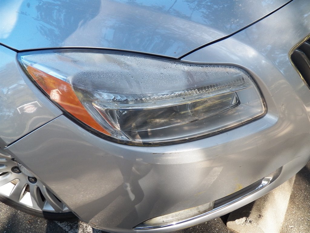 2012 Buick Regal Premium 1 photo
