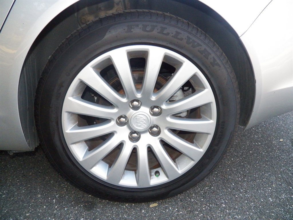 2012 Buick Regal Premium 1 photo