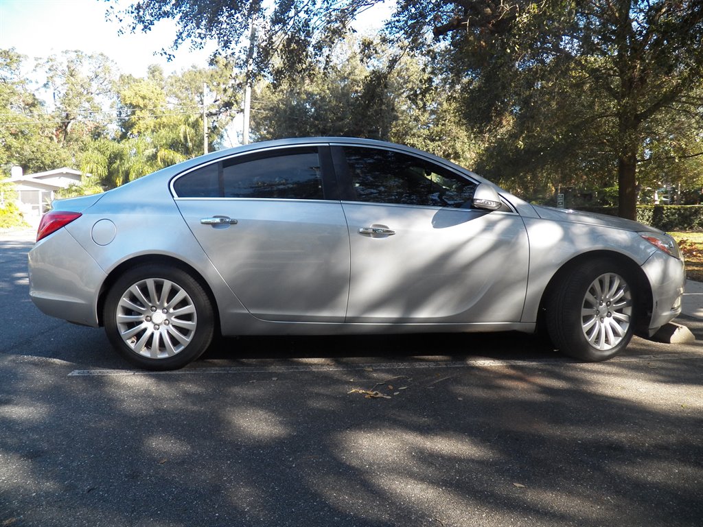 2012 Buick Regal Premium 1 photo