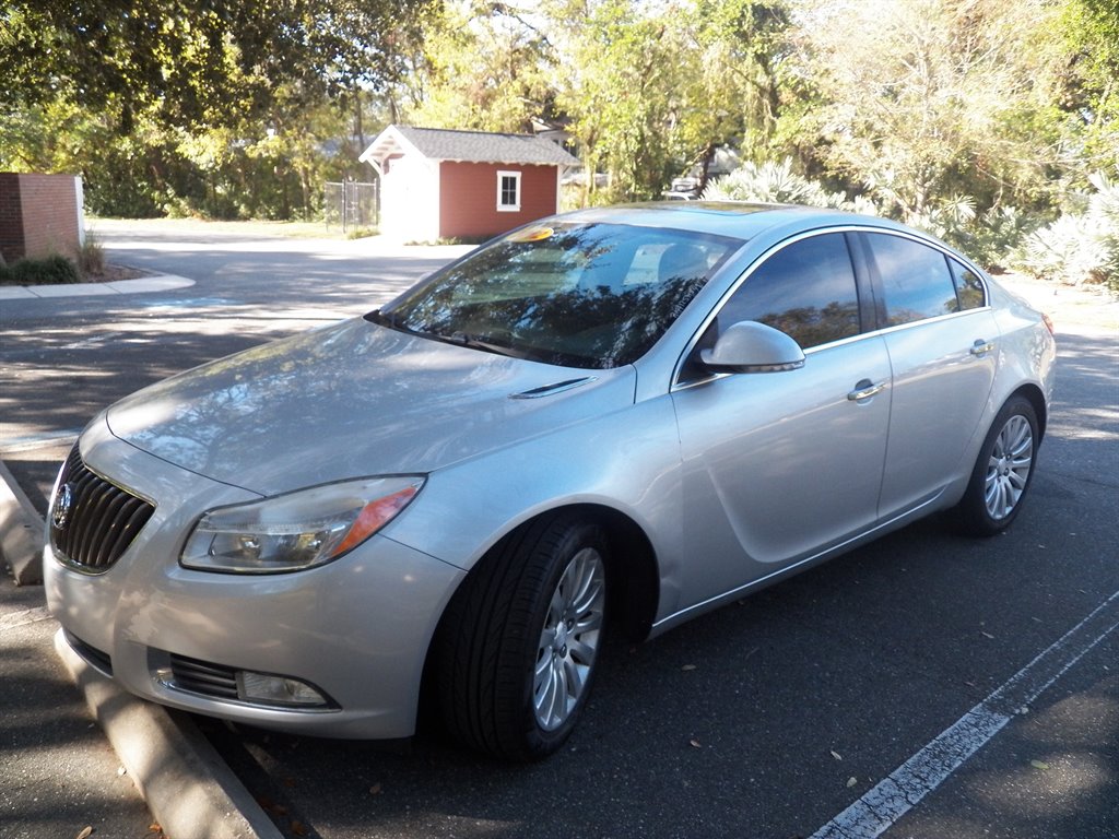 2012 Buick Regal Premium 1 photo