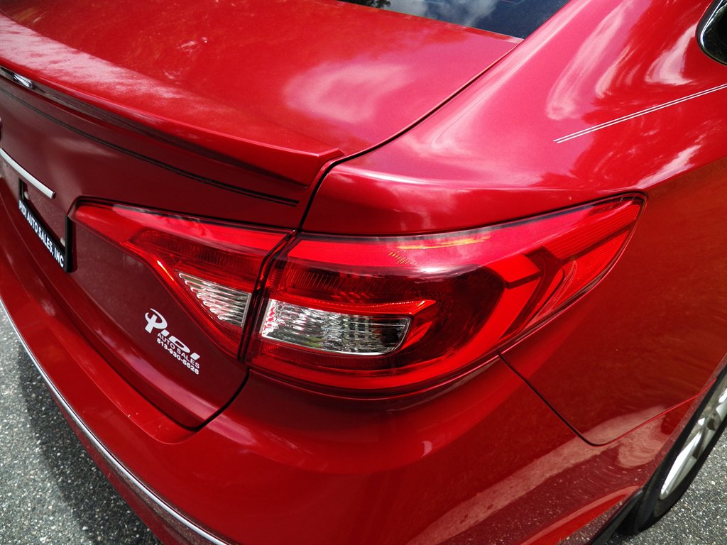 2017 Hyundai Sonata - $9,900