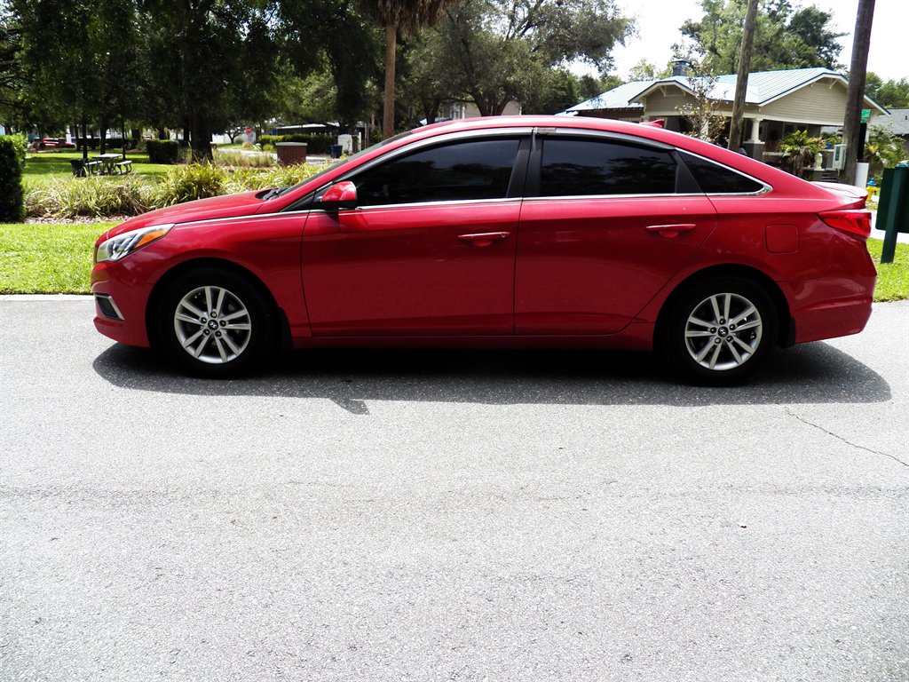 2017 Hyundai Sonata - $9,900