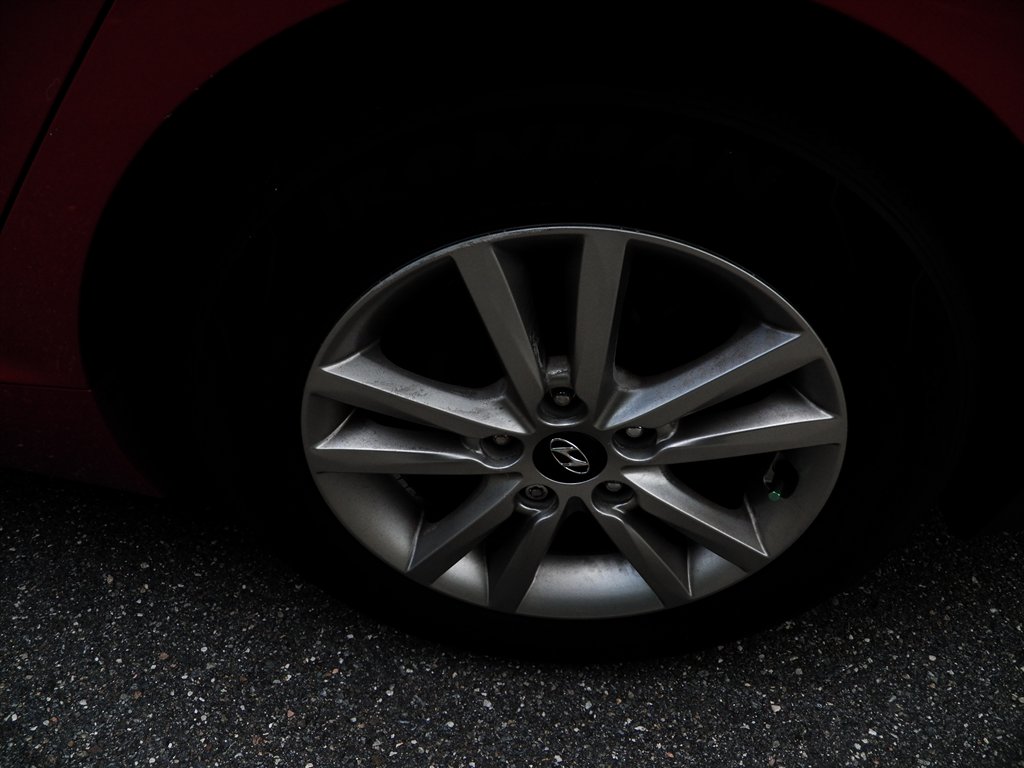 2017 Hyundai Sonata - $9,900