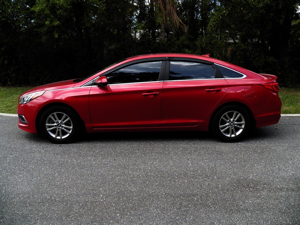 2017 Hyundai Sonata - $9,900